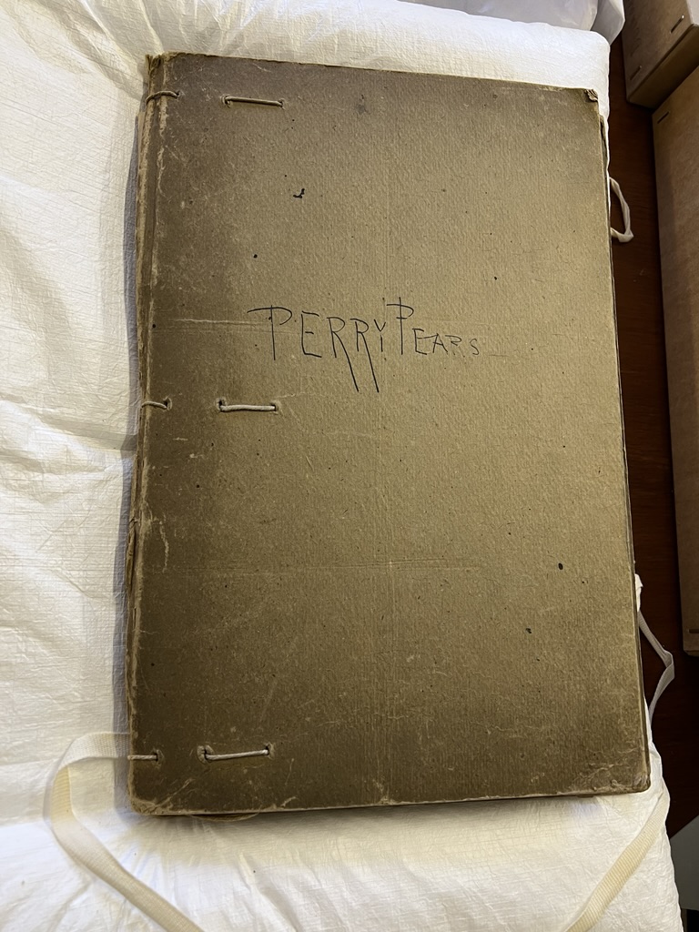 Durham's Perry Pears Pomona