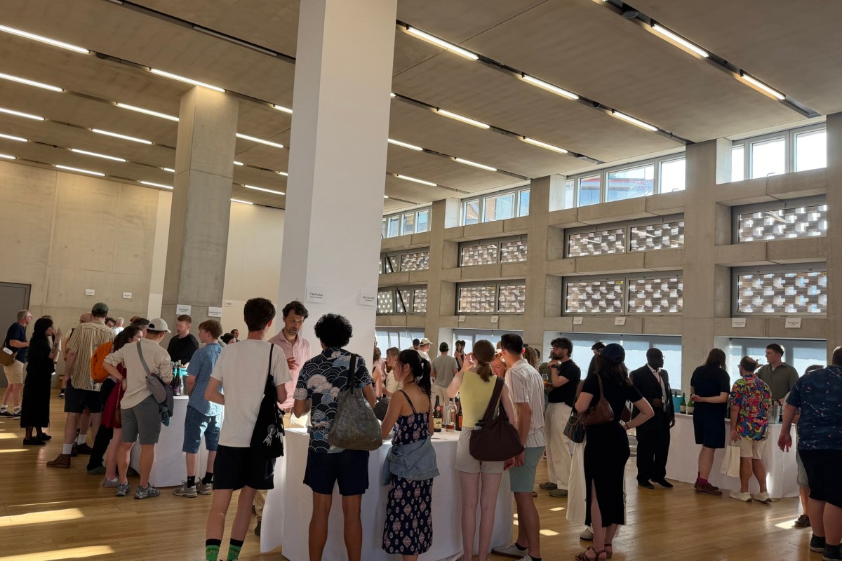 A crowd attending the London Cider Salon 2026