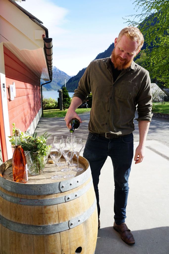 Olav pouring some tasters for us.